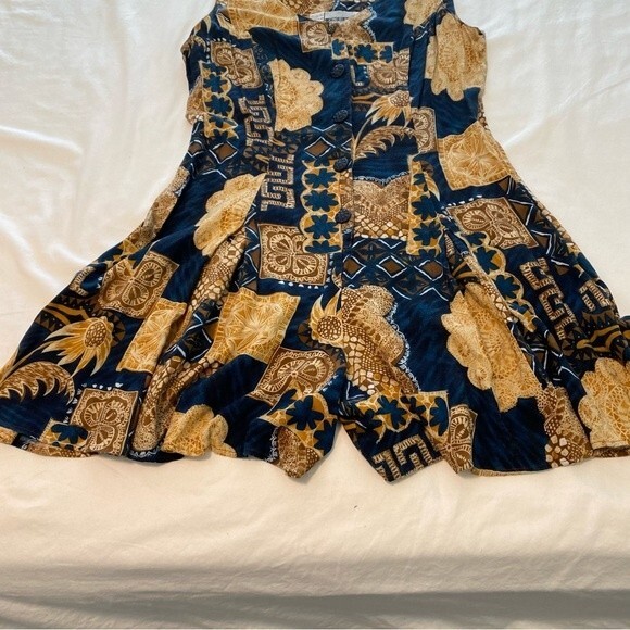 Joni Blair Romper Blue Tan Floral Abstract V Neck Button Front Tie Back Size 7 - Picture 6 of 9